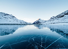 主持王诗蒙分享视频：突然翻到手机里，忘记删掉前女友的视频